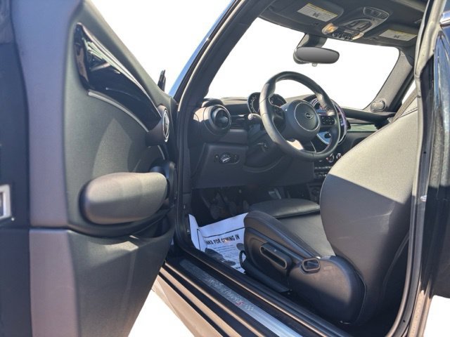 Used 2024 MINI Cooper S FWD image 8