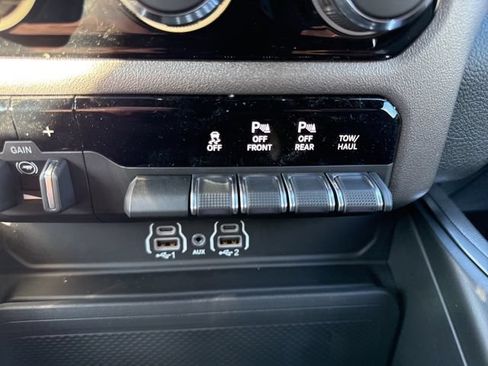 New 2026 RAM 1500 Big Horn w/ Night Edition AWD/4WD image 46