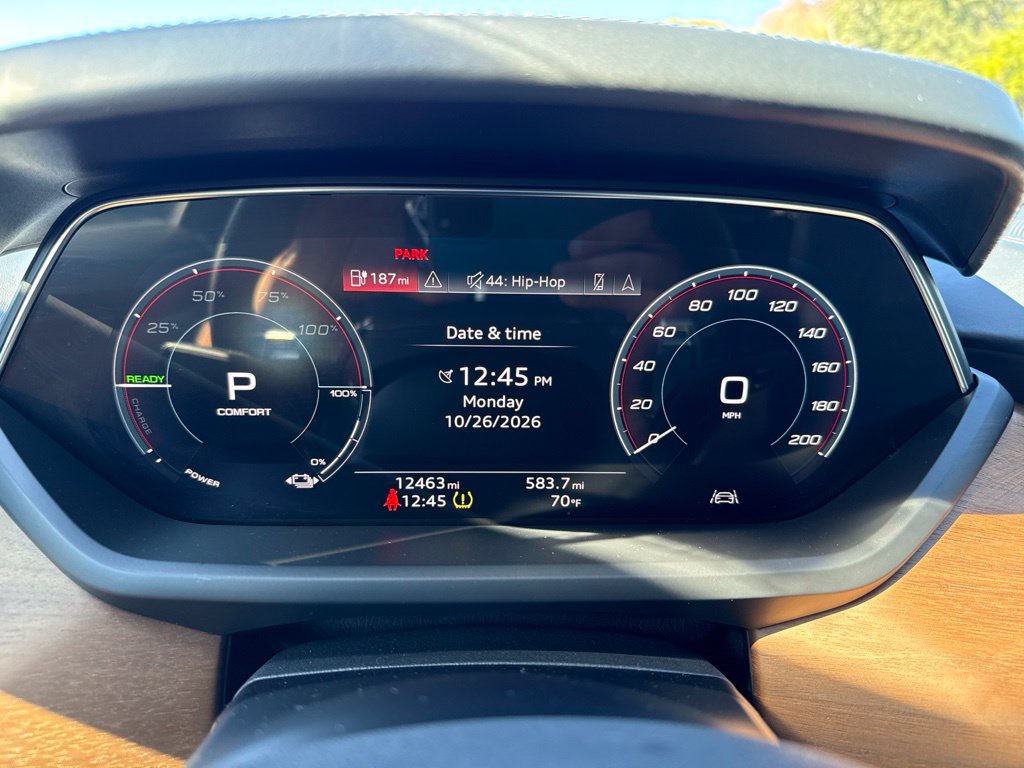 Used 2023 Audi e-tron GT Premium Plus AWD/4WD image 19