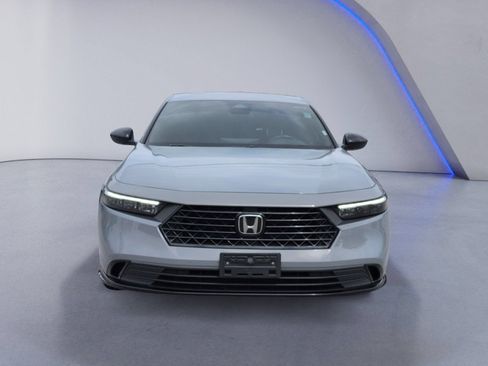 Used 2024 Honda Accord Sport image 7