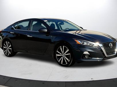 Used 2019 Nissan Altima 2.5 Platinum