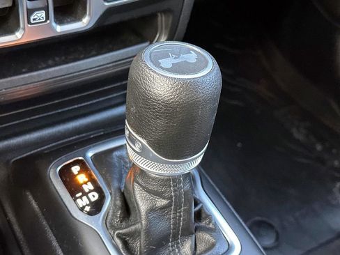 Used 2022 Jeep Wrangler Unlimited Sport image 31