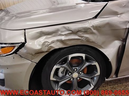 Used 2023 Chevrolet Malibu LT image 18