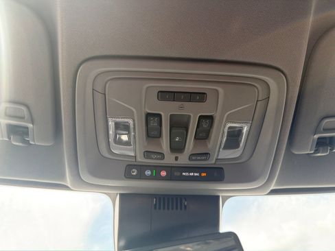 Used 2023 Chevrolet Silverado 1500 LTZ w/ LTZ Premium Package AWD/4WD image 20