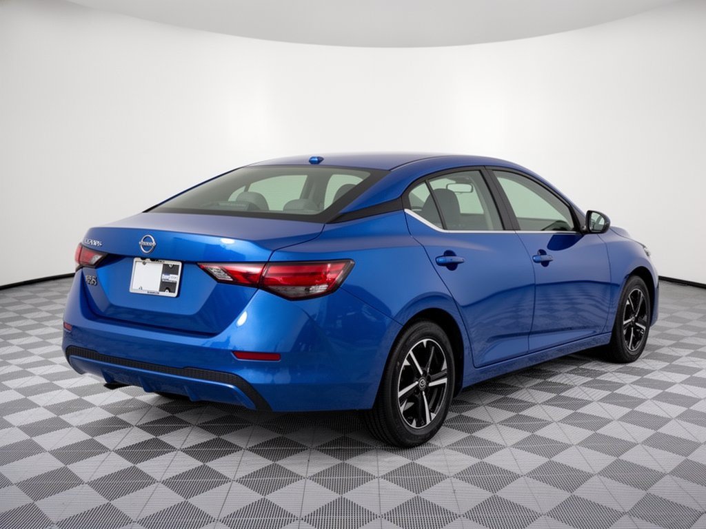 Used 2025 Nissan Sentra SV FWD image 9