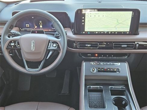 New 2026 Lincoln Aviator Reserve w/ Jet Appearance Package image 25