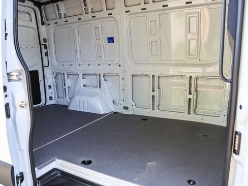 New 2025 Mercedes-Benz Sprinter 2500 image 17