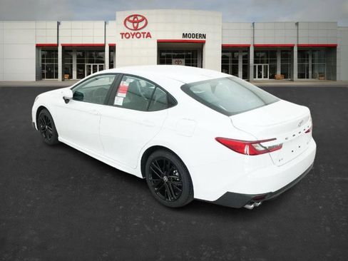 New 2026 Toyota Camry SE image 11