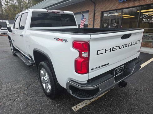 Used 2020 Chevrolet Silverado 2500 LTZ w/ LTZ Premium Package image 3