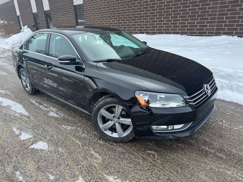 Used 2015 Volkswagen Passat 1.8T Limited Edition image 36