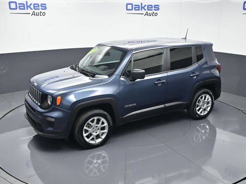 Used 2023 Jeep Renegade Latitude AWD/4WD image 47