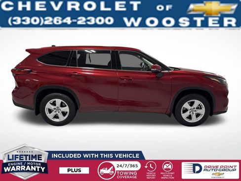 Used 2022 Toyota Highlander LE image 7