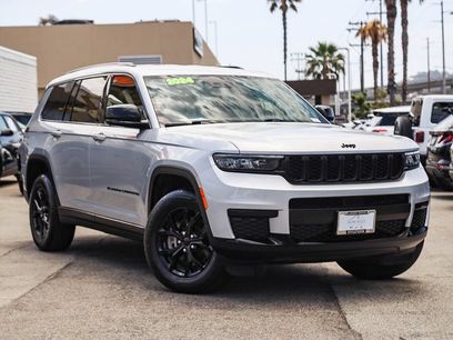 Used 2024 Jeep Grand Cherokee L Laredo