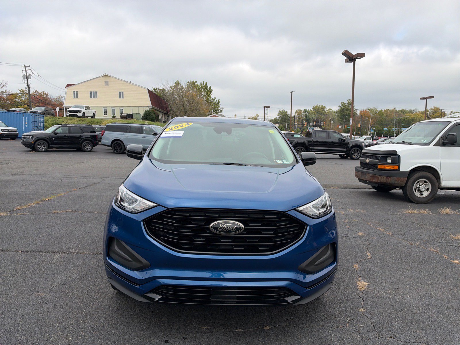 Certified 2024 Ford Edge SE w/ Black Appearance Package AWD/4WD image 21