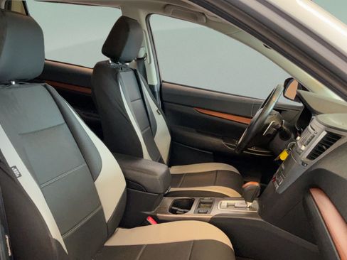 Used 2014 Subaru Outback 2.5i Limited w/ Moonroof Package AWD/4WD image 33