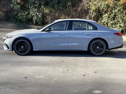 New 2026 Mercedes-Benz E 350 E 350 4MATIC Sedan image 14
