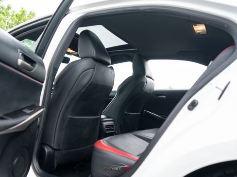 Used 2019 Lexus IS 300 w/ Navigation Package RWD image 21