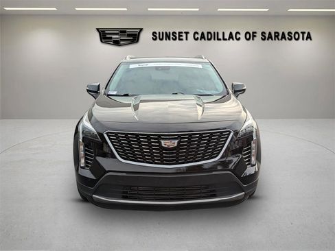 Certified 2023 Cadillac XT4 Premium Luxury w/ Cold Weather Package image 2