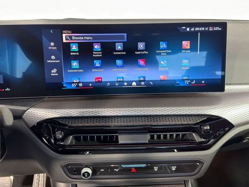 Used 2026 BMW 330i Sedan w/ M Sport Package image 21