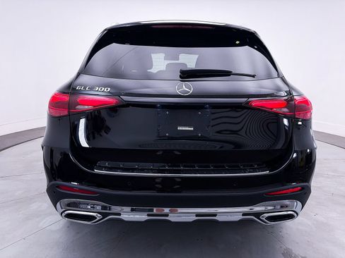 Used 2024 Mercedes-Benz GLC 300 w/ AMG Line image 15