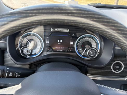 Used 2022 RAM 1500 Limited image 23