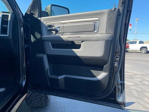 Used 2017 RAM 1500 Big Horn AWD/4WD image 10