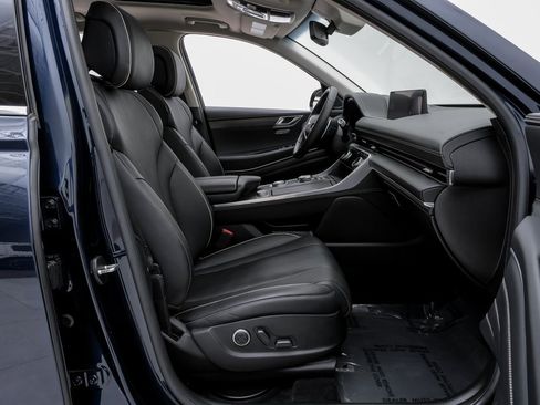 Used 2024 Genesis GV80 3.5T w/ Advanced Package image 35