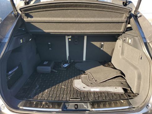 New 2026 Jaguar F-PACE R-Dynamic S image 32