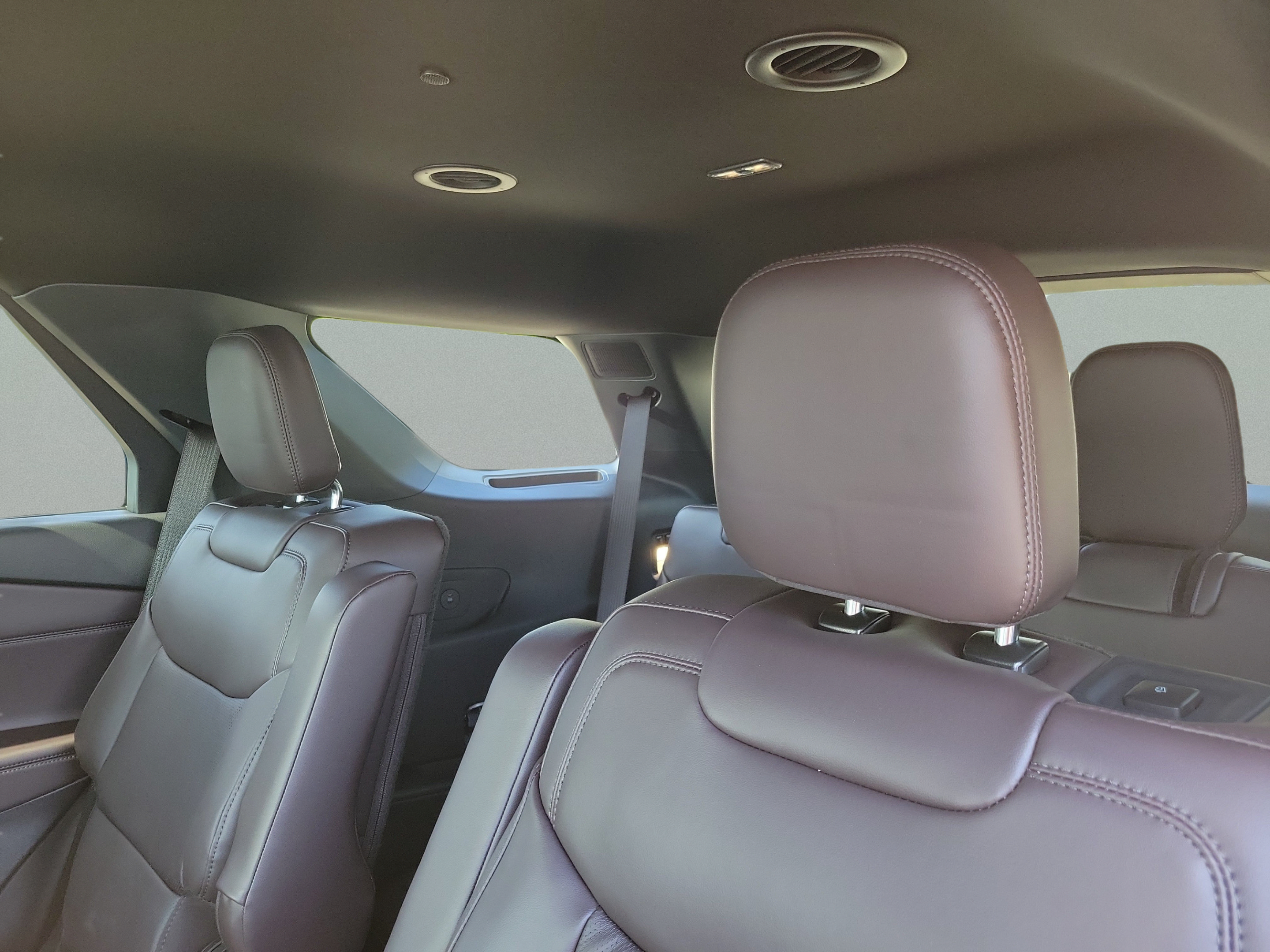New 2026 Ford Explorer Platinum RWD image 10