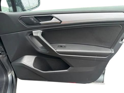 Used 2023 Volkswagen Tiguan S FWD image 13