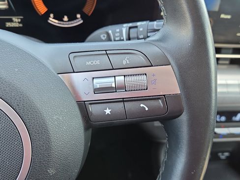 Used 2025 Hyundai Kona SEL FWD image 20
