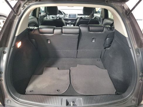 Used 2022 Honda HR-V EX-L image 10