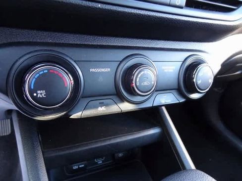 Used 2024 Kia Forte LXS image 11