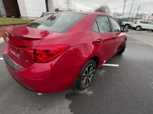 Certified 2018 Toyota Corolla SE FWD image 8