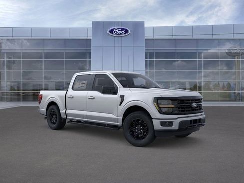 New 2026 Ford F150 XLT w/ XLT Black Appearance Package image 13