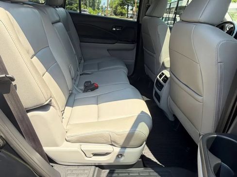 Used 2016 Honda Pilot EX-L image 17