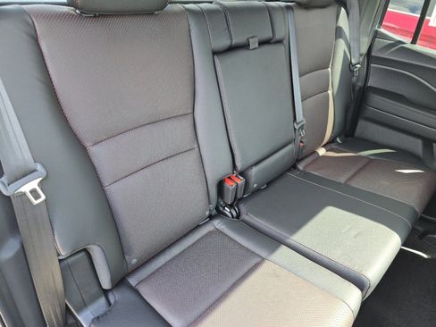 New 2026 Honda Ridgeline Black Edition image 23