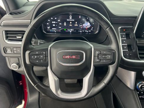 Used 2024 GMC Yukon SLT RWD image 11