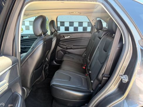 Used 2015 Ford Edge Titanium w/ Equipment Group 301A AWD/4WD image 27