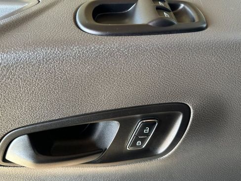 New 2026 Ford Transit 350 XLT image 9