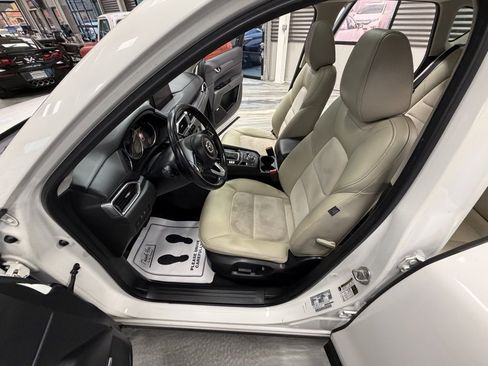 Used 2020 MAZDA CX-5 Touring image 52