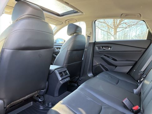 Used 2024 Honda Accord Touring image 13