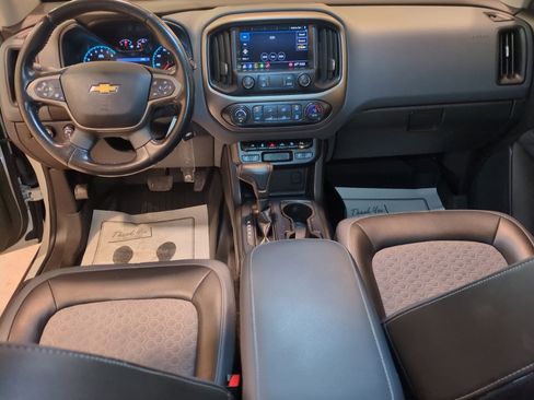 Used 2019 Chevrolet Colorado Z71 AWD/4WD image 14