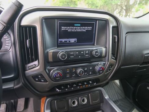 Used 2019 Chevrolet Silverado 2500 High Country w/ Duramax Plus Package AWD/4WD image 19