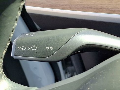 Used 2018 Tesla Model 3 Long Range image 35