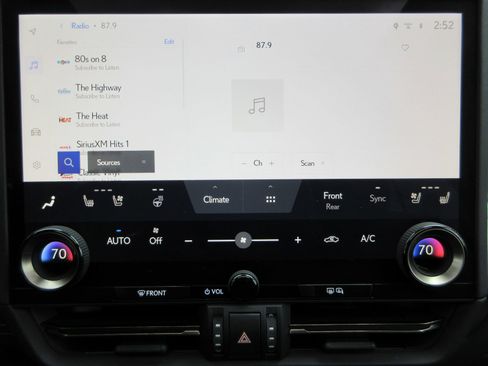 Used 2025 Lexus GX 550 w/ Accessory Package (Z1) image 43