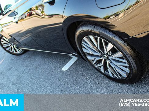 Used 2024 Nissan Altima 2.5 SV FWD image 14