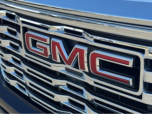 Certified 2025 GMC Sierra 1500 Denali AWD/4WD image 38