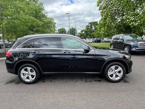 Used 2018 Mercedes-Benz GLC 300 4MATIC image 9