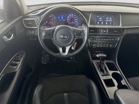 Used 2018 Kia Optima S image 15